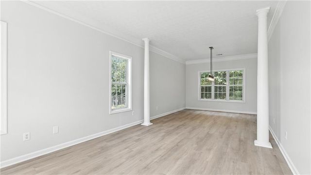 818 Pond View Court, Sugar Hill, GA 30518