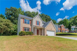818 Pond View Court, Sugar Hill, GA 30518