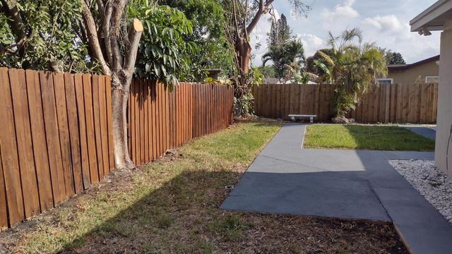 22682 Family Circle, Boca Raton, FL 33428