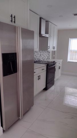 22682 Family Circle, Boca Raton, FL 33428