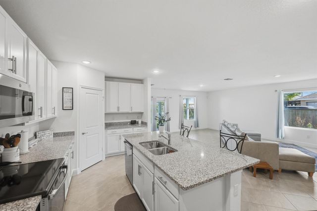 226 SW Milburn Circle 209, Port St. Lucie, FL 34953