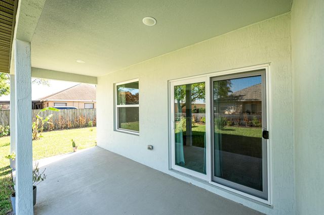 226 SW Milburn Circle 209, Port St. Lucie, FL 34953