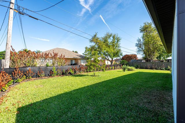 226 SW Milburn Circle 209, Port St. Lucie, FL 34953