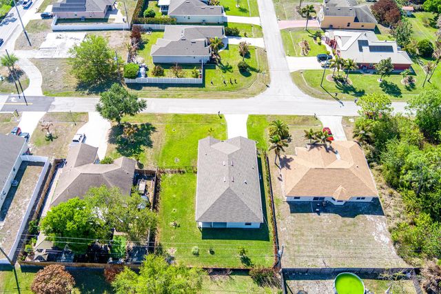 226 SW Milburn Circle 209, Port St. Lucie, FL 34953