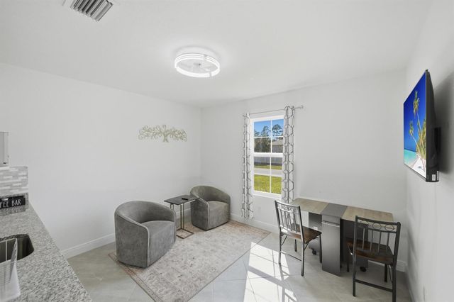 226 SW Milburn Circle 209, Port St. Lucie, FL 34953