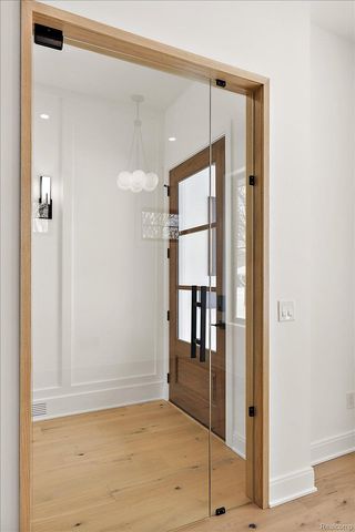 4409 Tonawanda Avenue, Royal Oak Charter Township, MI 48073