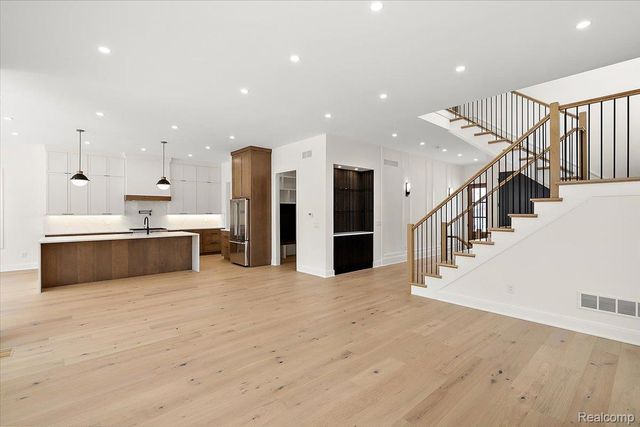 4409 Tonawanda Avenue, Royal Oak Charter Township, MI 48073