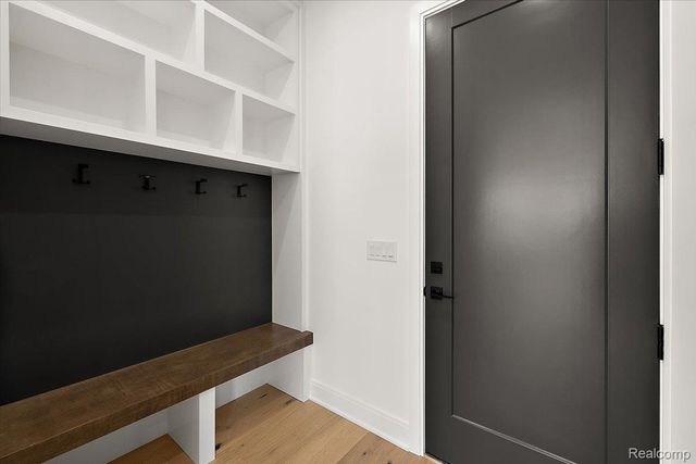 4409 Tonawanda Avenue, Royal Oak Charter Township, MI 48073