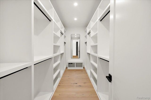 4409 Tonawanda Avenue, Royal Oak Charter Township, MI 48073