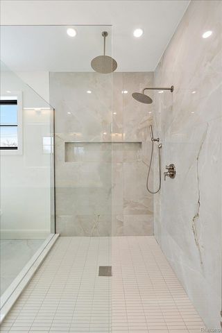 4409 Tonawanda Avenue, Royal Oak Charter Township, MI 48073