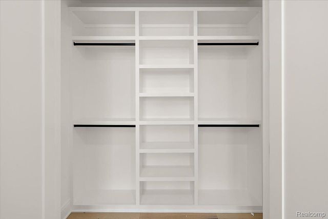 4409 Tonawanda Avenue, Royal Oak Charter Township, MI 48073