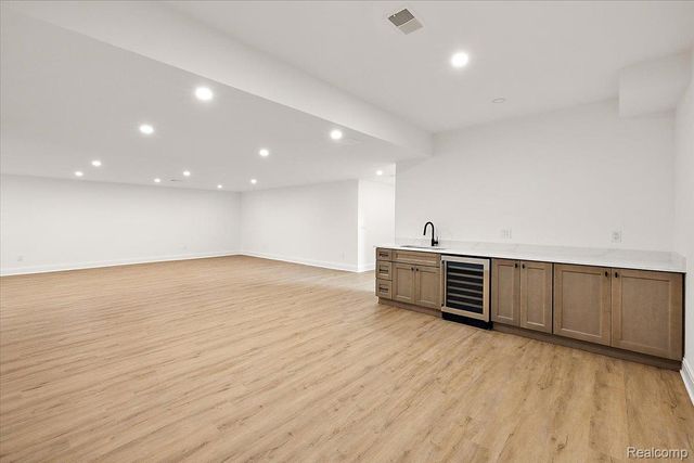 4409 Tonawanda Avenue, Royal Oak Charter Township, MI 48073