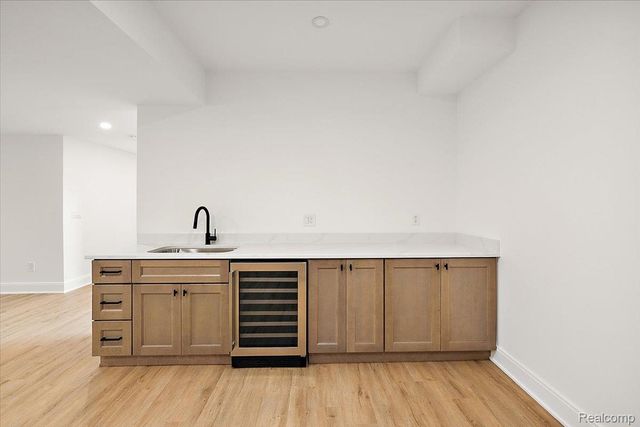 4409 Tonawanda Avenue, Royal Oak Charter Township, MI 48073