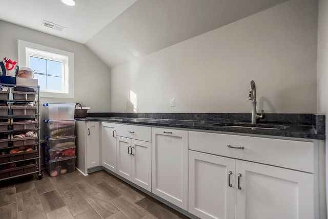 8637 Overhill Road, Leawood, KS 66206