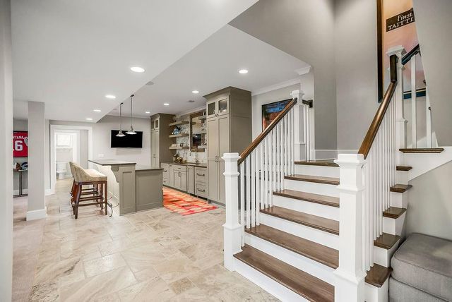 8637 Overhill Road, Leawood, KS 66206