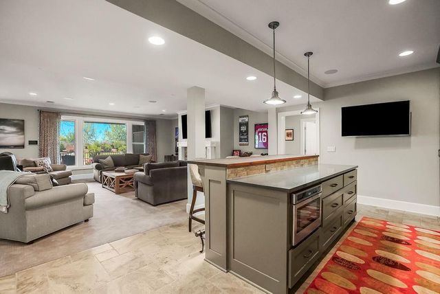 8637 Overhill Road, Leawood, KS 66206