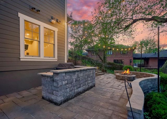 8637 Overhill Road, Leawood, KS 66206