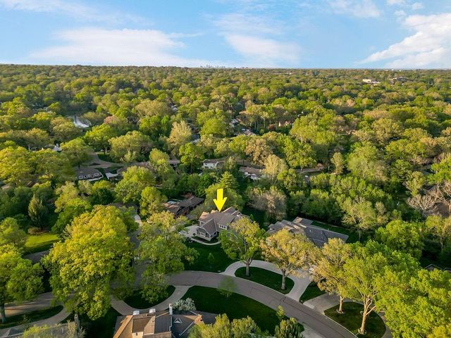 8637 Overhill Road, Leawood, KS 66206