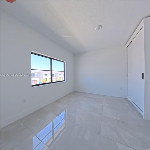 1374 NW 1st Street, Florida City, FL 33034