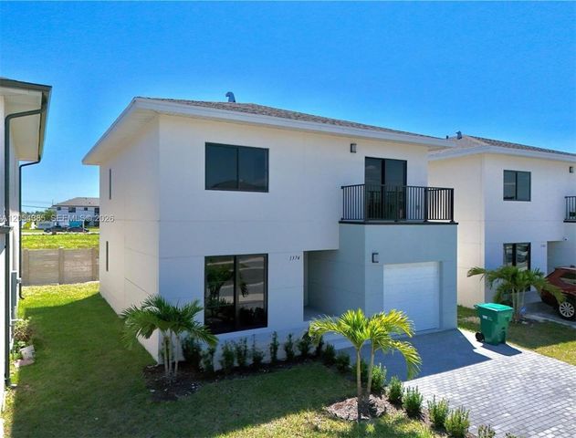 1374 NW 1st Street, Florida City, FL 33034