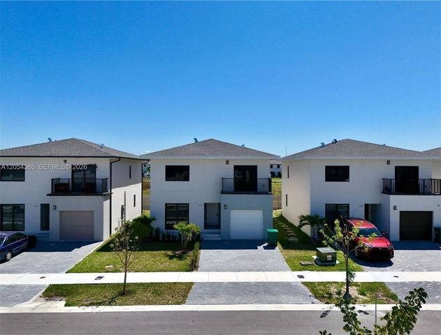 1374 NW 1st Street, Florida City, FL 33034