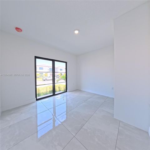 1374 NW 1st Street, Florida City, FL 33034