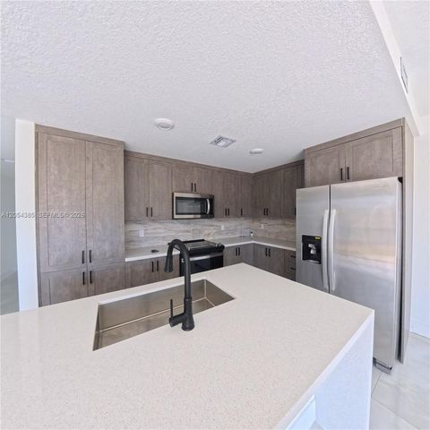 1374 NW 1st Street, Florida City, FL 33034