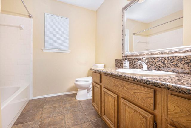 302 W Lochnell Drive, Houston, TX 77062
