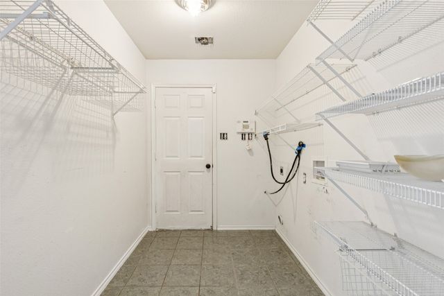 10757 Braemoor Drive, Fort Worth, TX 76052