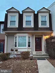 11931 SENTINEL POINT CT, Reston, VA 20191