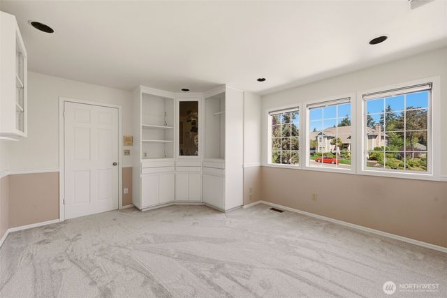 221 SW 331st Place, Federal Way, WA 98023