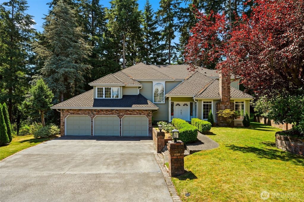 221 SW 331st Place, Federal Way, WA 98023