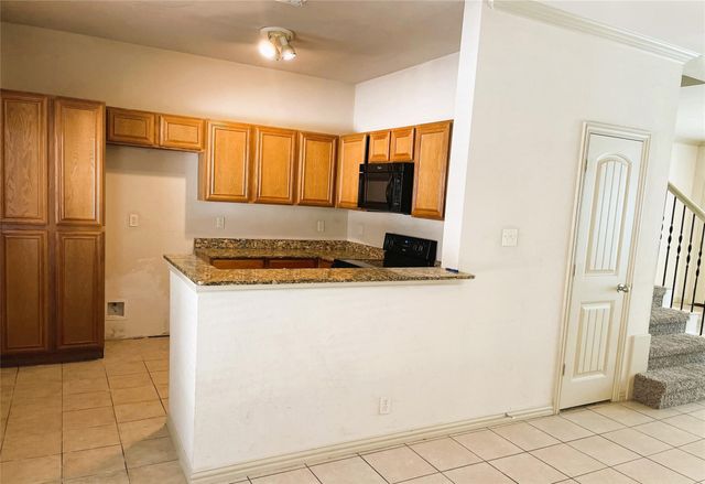 2320 Calendar Court, Grand Prairie, TX 75050