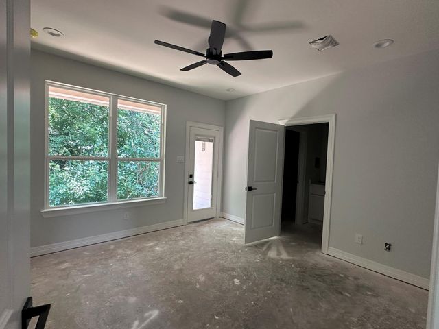 115 Capetown, Montgomery, TX 77356