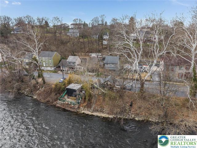 3271 Water Street, Whitehall Twp, PA 18052