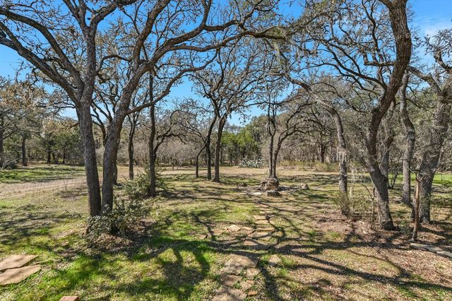 332 Booth DR, San Marcos, TX 78666