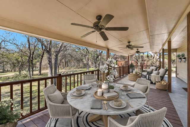 332 Booth DR, San Marcos, TX 78666