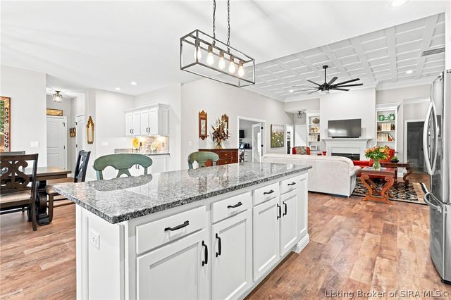 12402 Hermitage Trail, Sellersburg, IN 47172