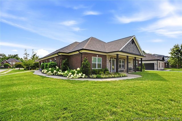 12402 Hermitage Trail, Sellersburg, IN 47172