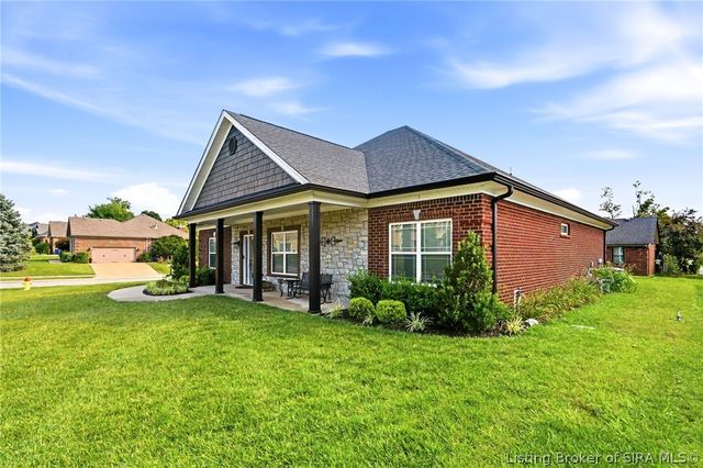 12402 Hermitage Trail, Sellersburg, IN 47172