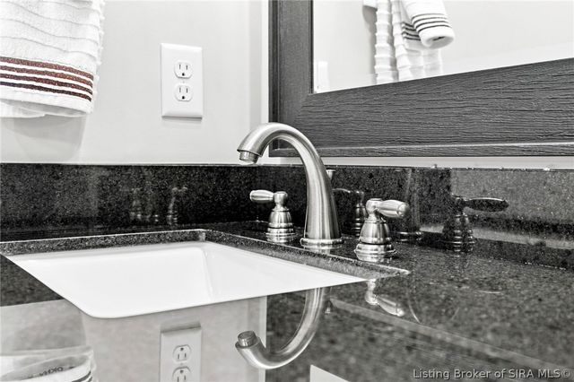 12402 Hermitage Trail, Sellersburg, IN 47172