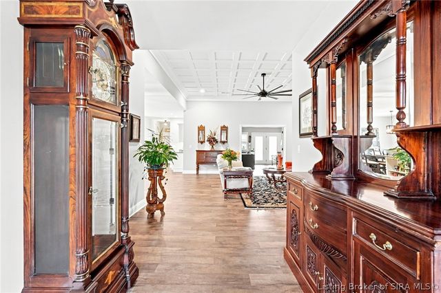 12402 Hermitage Trail, Sellersburg, IN 47172