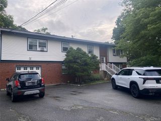 381 W 3rd Street, West Islip, NY 11795