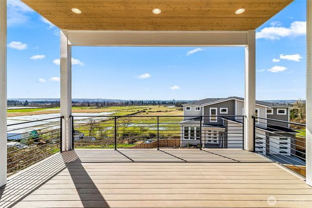 1525 Sunnyside Blvd, Lake Stevens, WA 98258