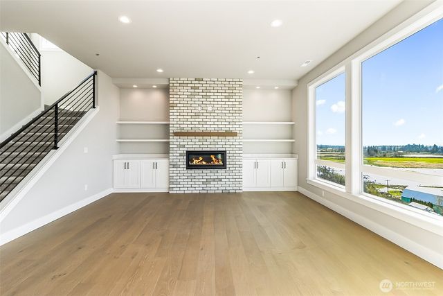 1525 Sunnyside Blvd, Lake Stevens, WA 98258