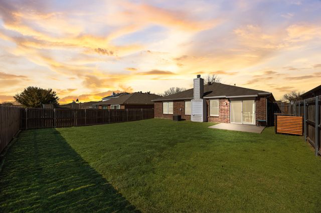 1812 Wind Dancer Trail, Fort Worth, TX 76131