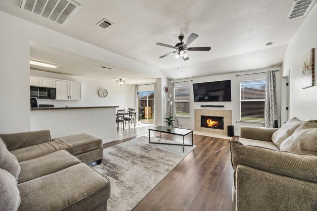 1812 Wind Dancer Trail, Fort Worth, TX 76131