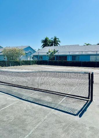 3795 Island Club Circle E 10, Lake Worth, FL 33462