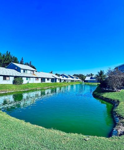 3795 Island Club Circle E 10, Lake Worth, FL 33462