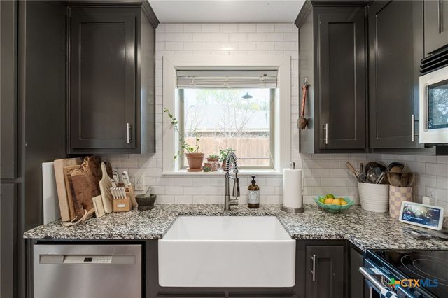 531 Santa Clara Road, Salado, TX 76571